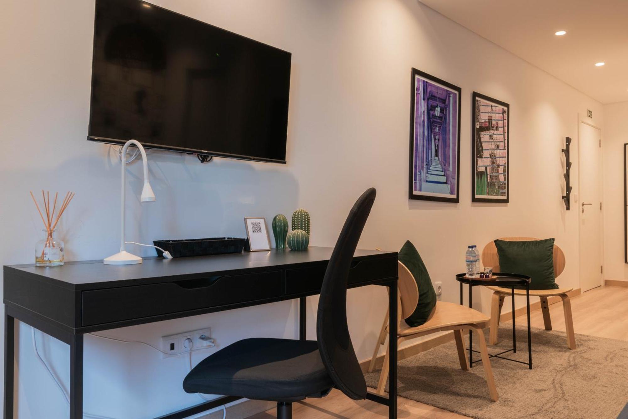 코임브라 7Min To Uni Se-Velha - Ac - Work Desk - 300Mbs Wifi B&B 외부 사진